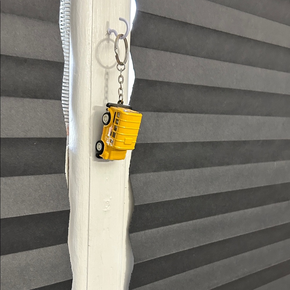 Yellow Key Holder Set - Picture 3 of 9